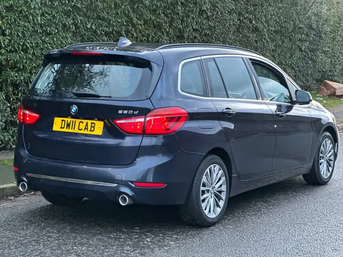 Used BMW 220 Luxury Line 2019 Blue Estate