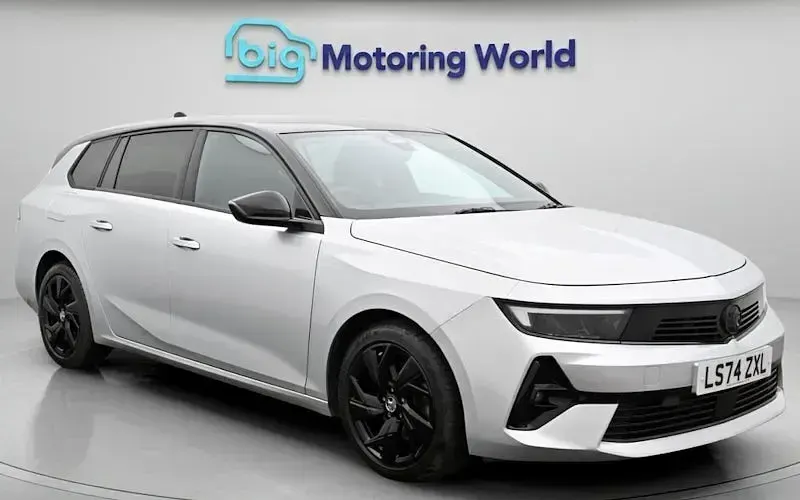 Used Vauxhall Astra 131 HP (96 kW) 2026 Estate