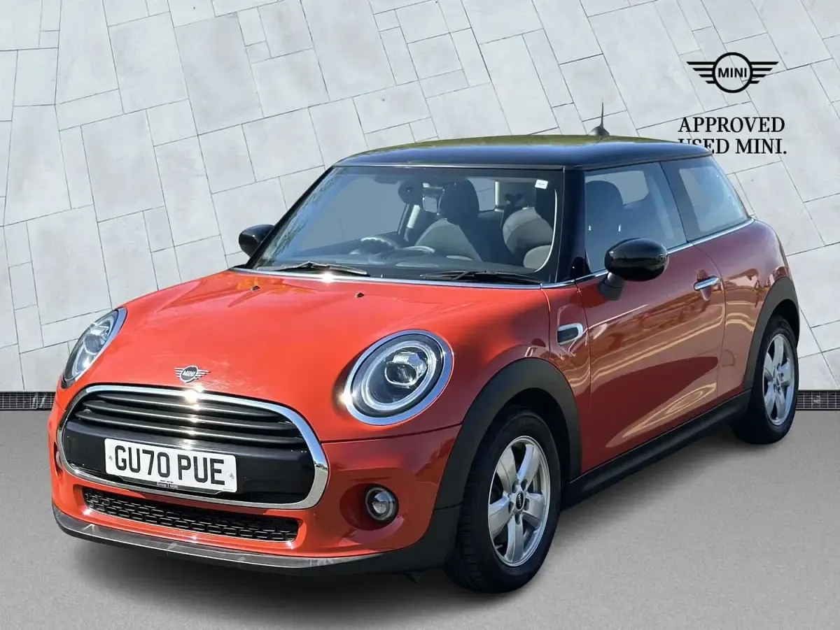 Used Mini Cooper Classic 136 HP (100 kW) 2020 Orange Hatchback