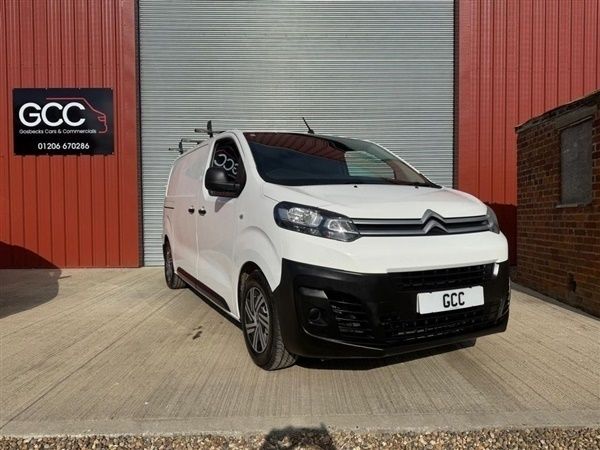 White Used 2017 Citroën Dispatch MPV | £7,995 - Image 1/1