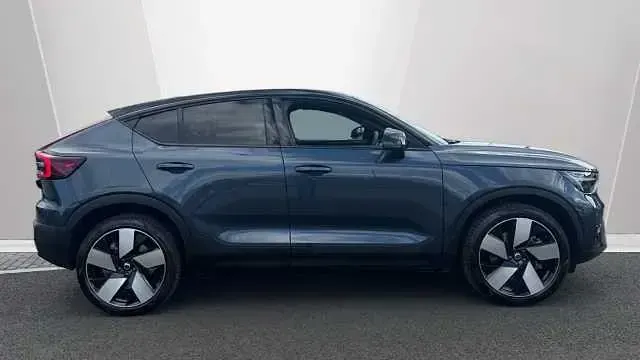 New Volvo EC40 Ultra 185 kW (252 HP) 2026 Blue SUV