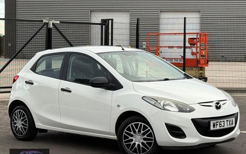 Used 2013 Mazda 2 Hatchback | £3,750 (Fair price) - Image 1/2