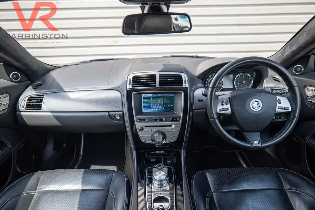 Used Jaguar XKR 510 HP (375 kW) 2010 Grey Coupe