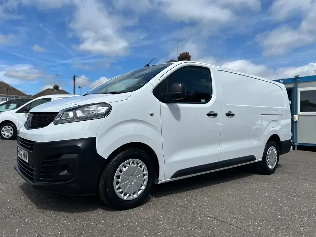 Used Fiat Scudo 145 HP (106 kW) 2022 White Van