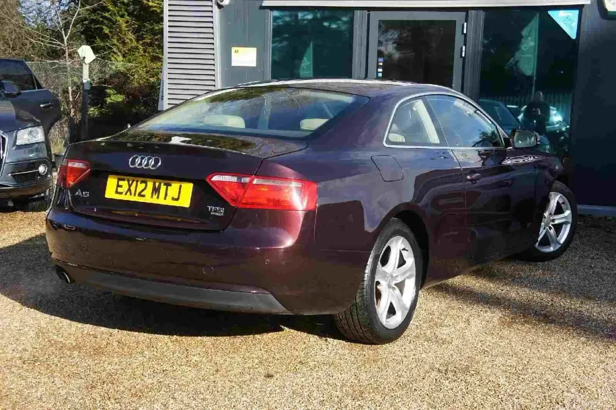 Usado Audi A5 Business 2012 Vermelho Coupé