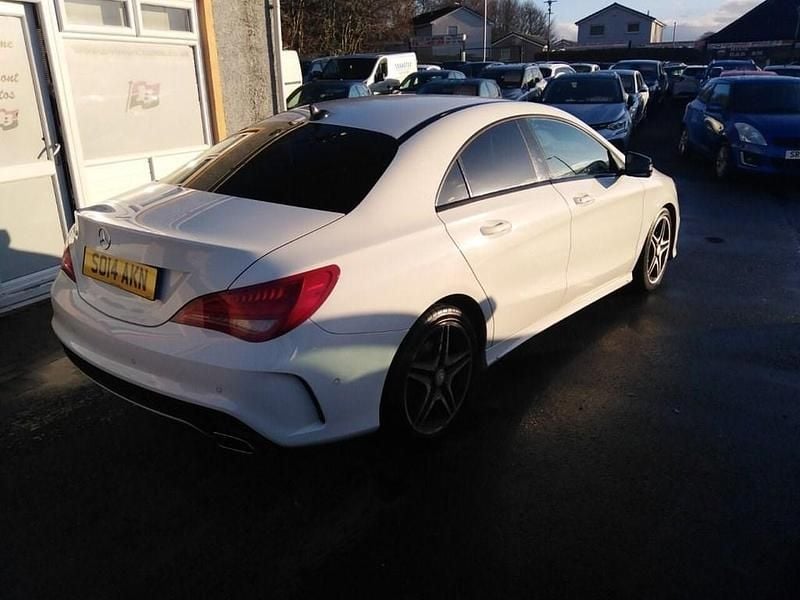 Used Mercedes CLA180 AMG 122 HP (89 kW) 2014 White Sedan