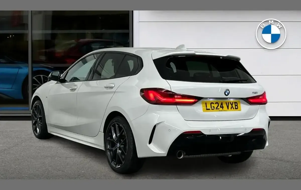 Used BMW 118 M Sport 134 HP (98 kW) 2024 White Hatchback