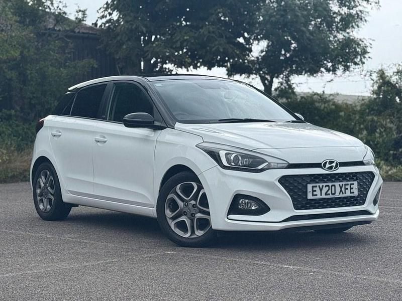 White Used 2020 Hyundai i20 Hatchback | £8,895 (Fair price) - Image 1/4