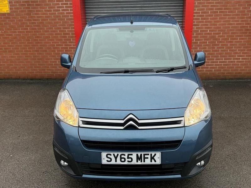 Used Citroën Berlingo Feel 100 HP (73 kW) 2016 Blue MPV