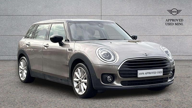 Silver Used 2019 Mini Cooper Clubman Classic Estate | £13,795 (Fair price) - Image 1/3