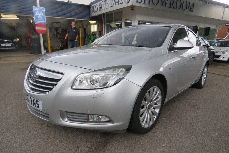 Silver Used 2011 Vauxhall Insignia Elite Hatchback | £3,989 (Fair price) - Image 1/1