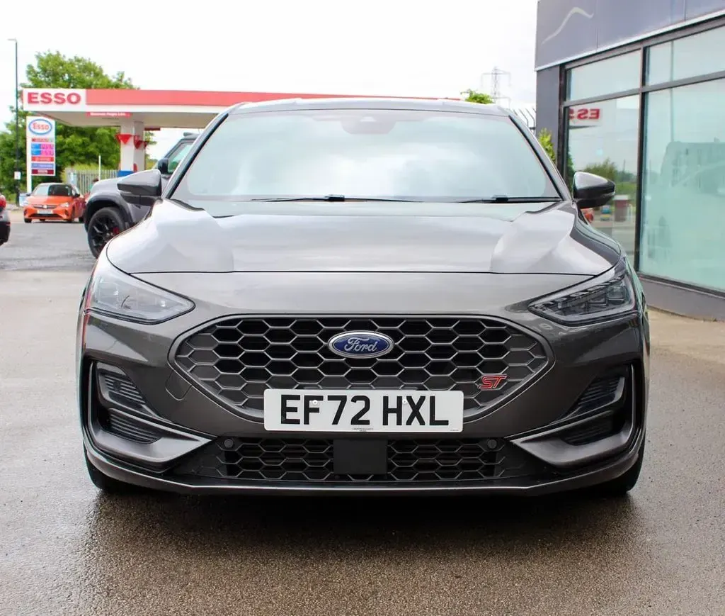 Used Ford Focus ST 280 HP (205 kW) 2023 Grey Hatchback