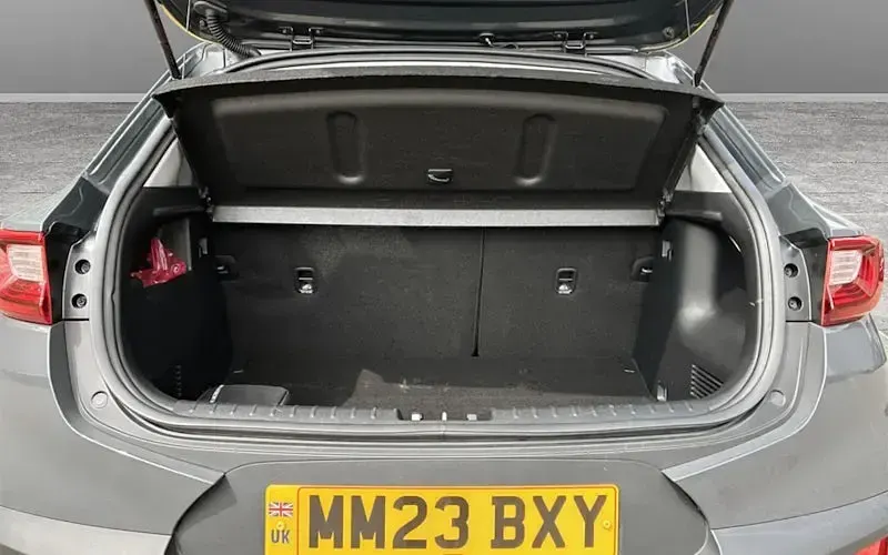 Used Kia Stonic GT-Line S 120 HP (88 kW) 2023 Grey SUV