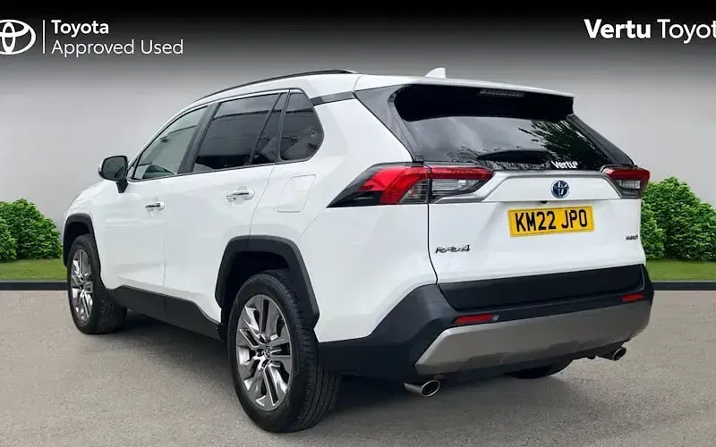 Usado Toyota RAV4 218 HP (160 kW) 2025 SUV