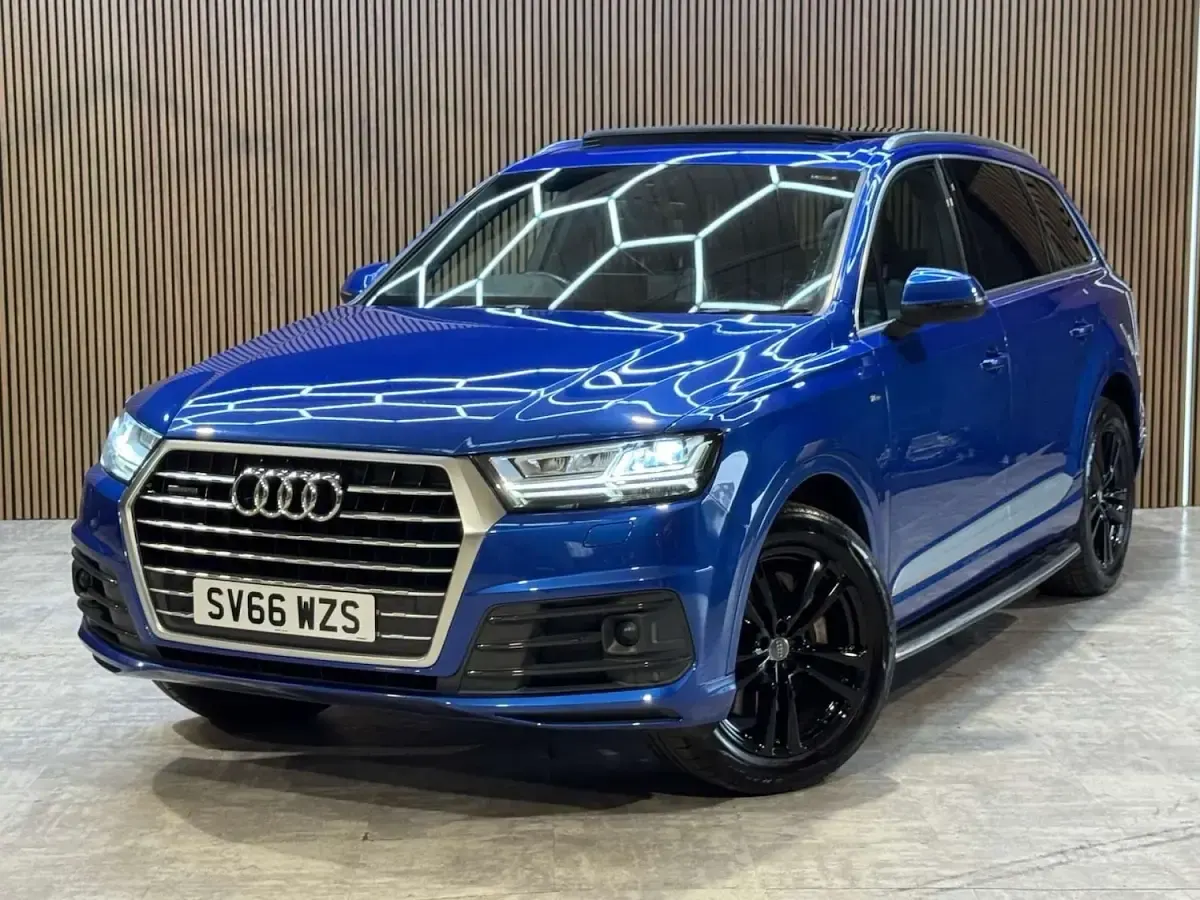 Used Audi Q7 S-Line 2016 Blue SUV