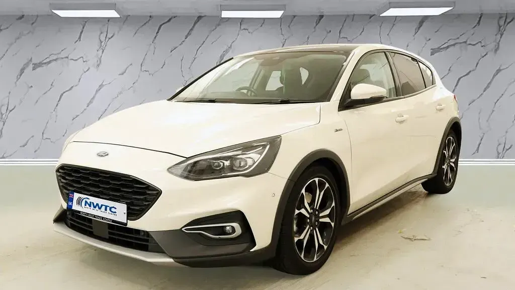 Used Ford Focus Active X 150 HP (110 kW) 2020 White Hatchback