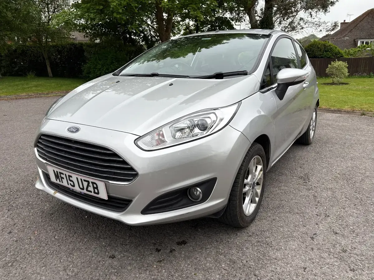 Used Ford Fiesta Zetec 2015 Silver Hatchback