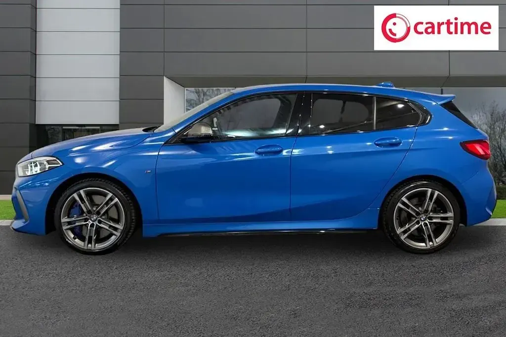 Used BMW M135 Comfort Edition 306 HP (225 kW) 2022 Blue Hatchback