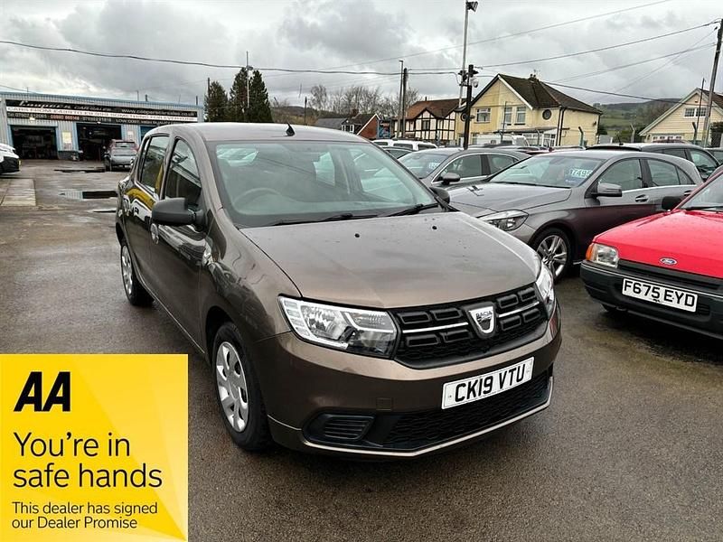 Used Dacia Sandero Essentiel 2019 Brown Hatchback