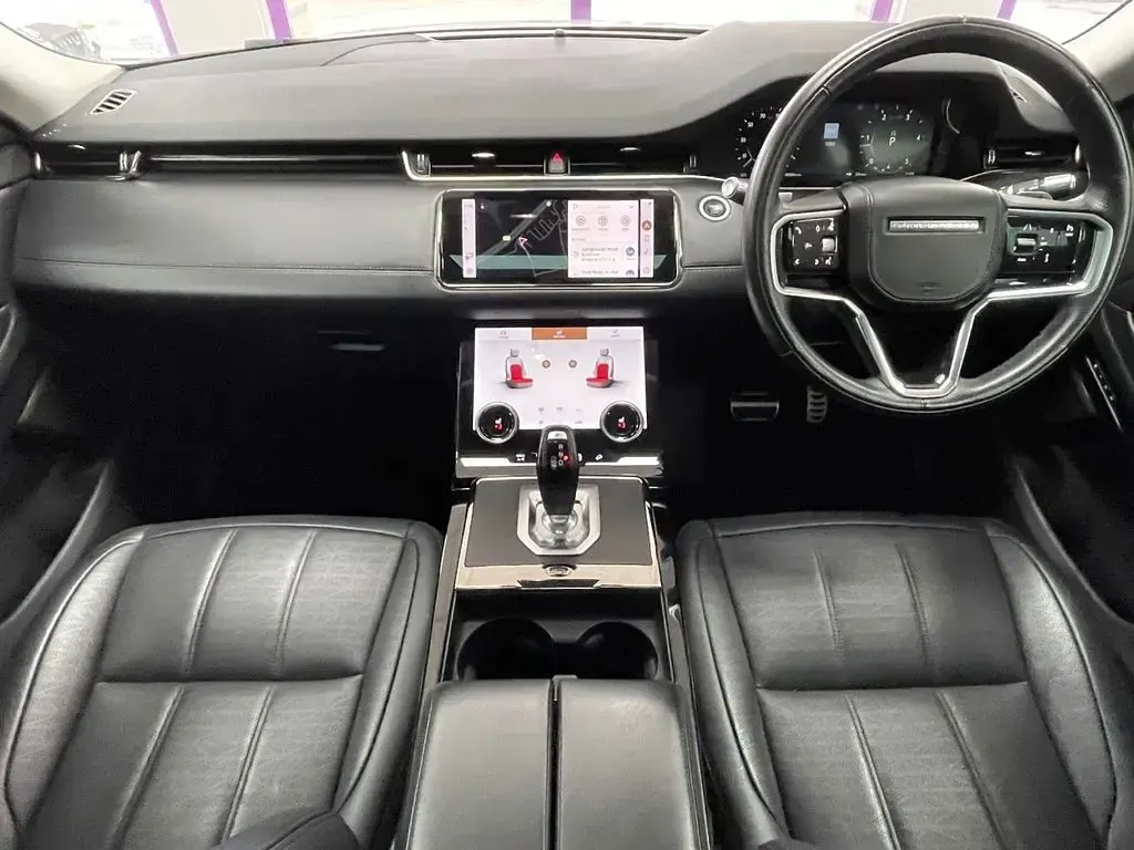 Used Land Rover Range Rover evoque HSE Dynamic 204 HP (150 kW) 2021 White SUV