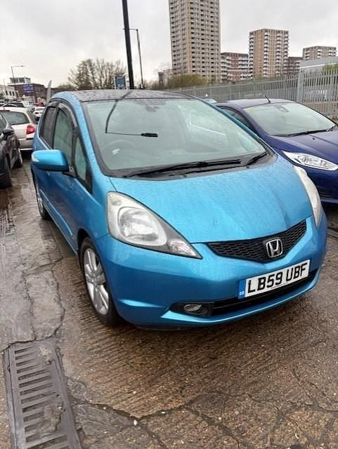 Begagnad Honda Jazz EX 100 HK (73 kW) 2010 Blå Halvkombi