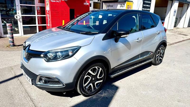 Used Renault Captur Dynamique 90 HP (66 kW) 2015 Silver SUV