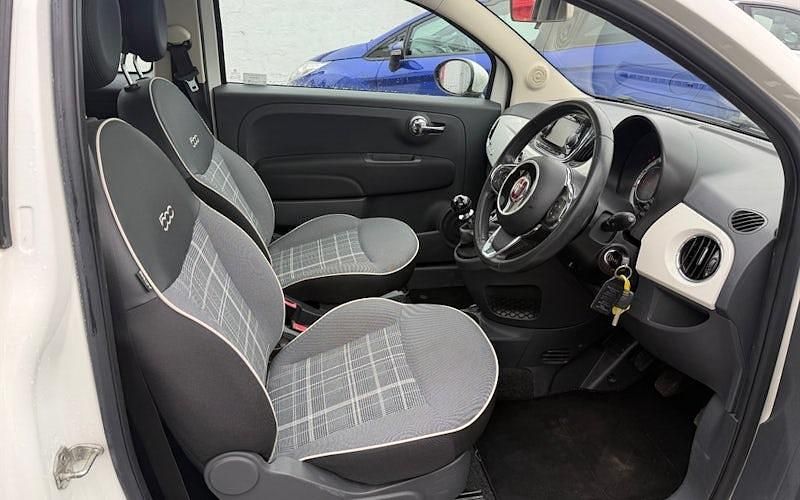 Used Fiat 500 Lounge 69 HP (50 kW) 2019 Hatchback