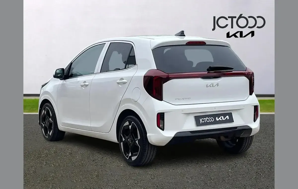 Used Kia Picanto 61 HP (44 kW) 2025 White Hatchback