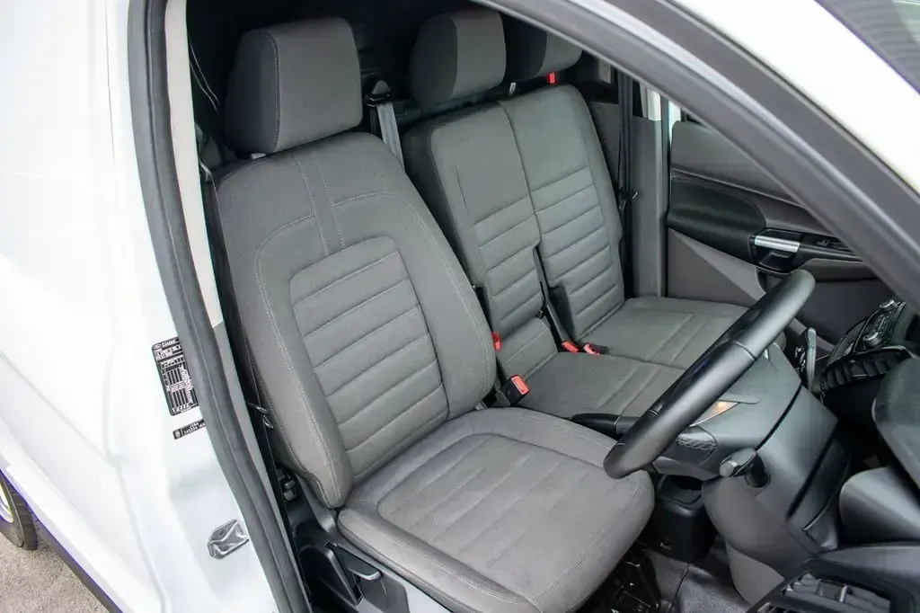 Usado Ford Transit Connect Limited 120 HP (88 kW) 2019 Branco Monovolume