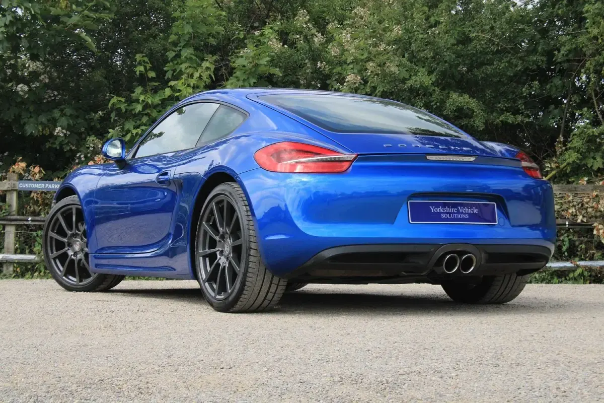 Used Porsche Cayman 275 HP (202 kW) 2013 Blue Coupe