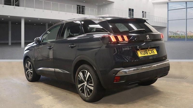 Used Peugeot 3008 Allure 120 HP (88 kW) 2018 Grey SUV