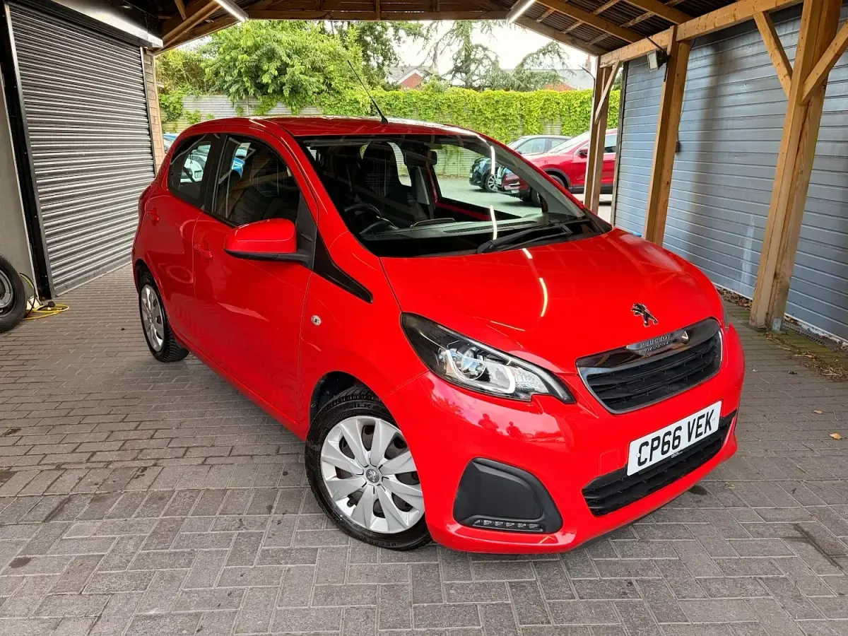 Used Peugeot 108 Active 68 HP (50 kW) 2017 Hatchback