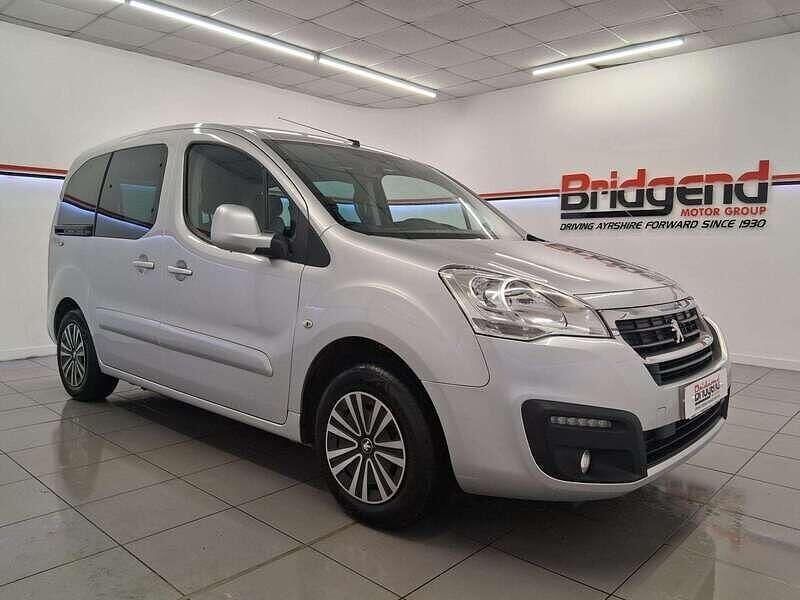 Silver Used 2019 Peugeot Partner Tepee MPV | £13,999 (Expensive) - Image 1/4