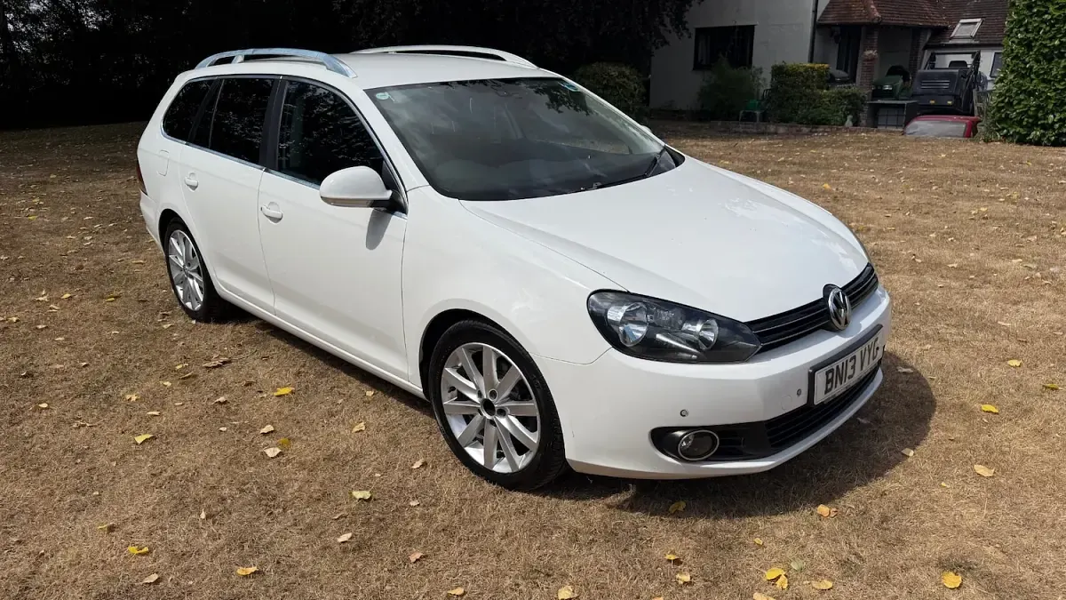 Used VW Golf VII SE 140 HP (102 kW) 2013 White Estate