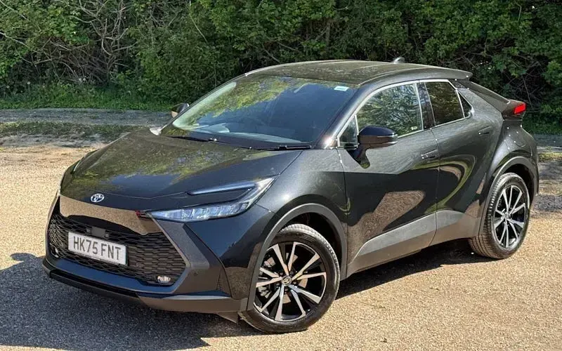 Used Toyota C-HR Design 223 HP (164 kW) 2025 Eclipse black SUV