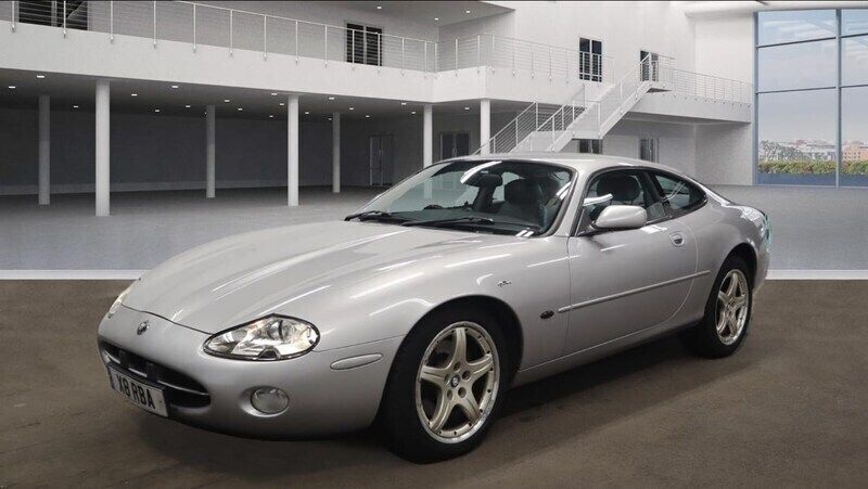 Silver Used 2002 Jaguar XK8 Sedan | £2,795 (Super price) - Image 1/4