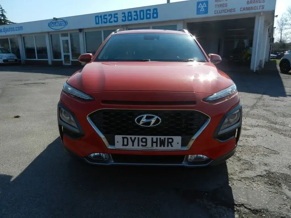 Used Hyundai Kona Premium SE 120 HP (88 kW) 2019 Orange SUV