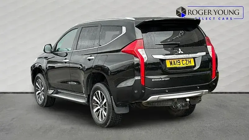 Used Mitsubishi Shogun 2019 Black SUV