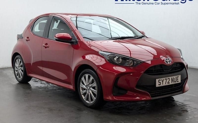 Used 2025 Toyota Yaris Hybrid Hatchback | £15,250 - Image 1/4