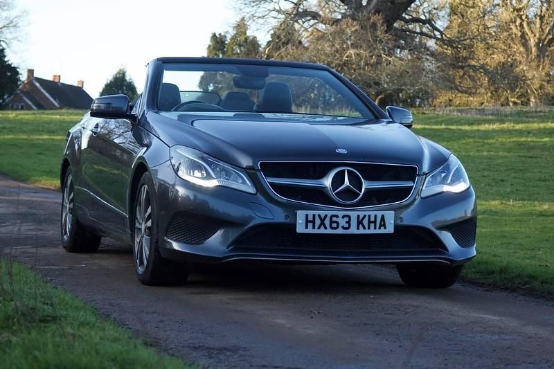 Begagnad Mercedes E220 SE 2013 Grå Cab