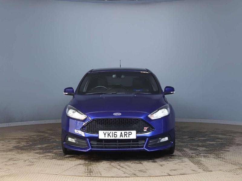 Used Ford Focus ST 2016 Blue Hatchback