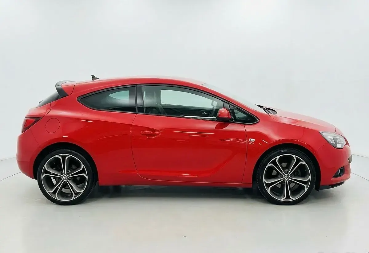 Used Vauxhall Astra GTC Edition 2015 Red Hatchback