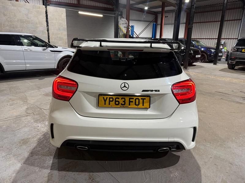 Used Mercedes A180 AMG 109 HP (80 kW) 2013 White Hatchback