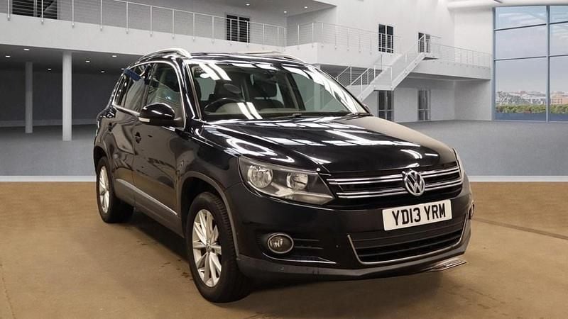 Black Used 2013 VW Tiguan SE SUV | £4,799 (Fair price) - Image 1/3