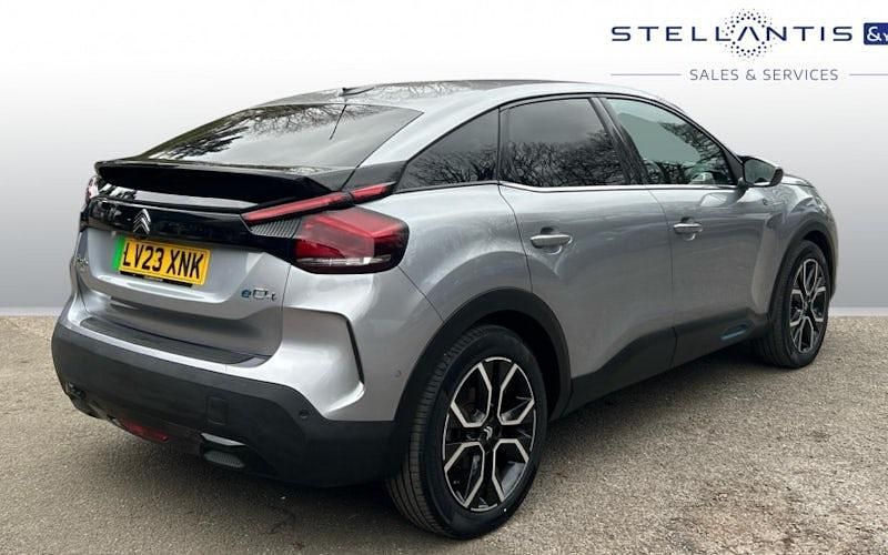 Used Citroën e-C4 Shine 100 kW (136 HP) 2023 Red Hatchback