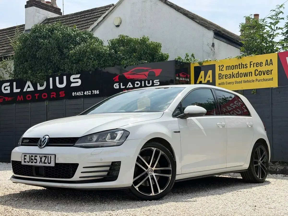 Used VW Golf VII GTD 2016 White Hatchback