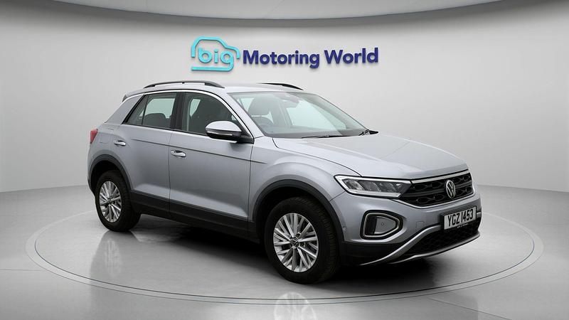 Silver Used 2022 VW T-Roc S SUV | £19,146 (Fair price) - Image 1/4