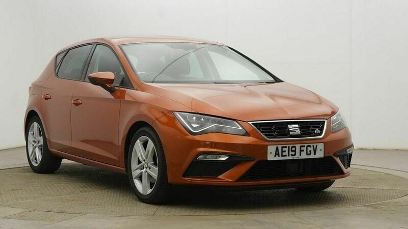 Orange Used 2019 Seat Leon FR Hatchback | £11,995 (Fair price) - Image 1/4