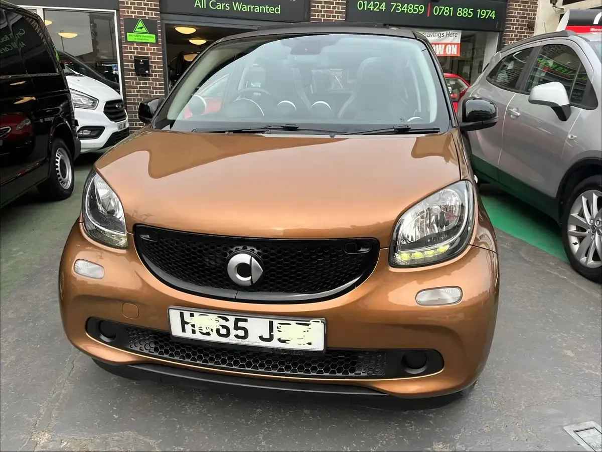 Used Smart ForFour Premium 90 HP (66 kW) 2016 Brown Hatchback