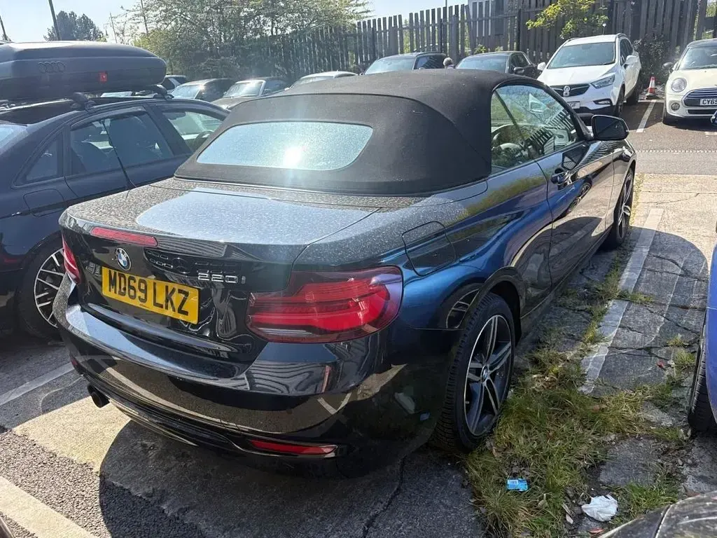 Used BMW 220 Sport Line 184 HP (135 kW) 2020 Black Cabriolet